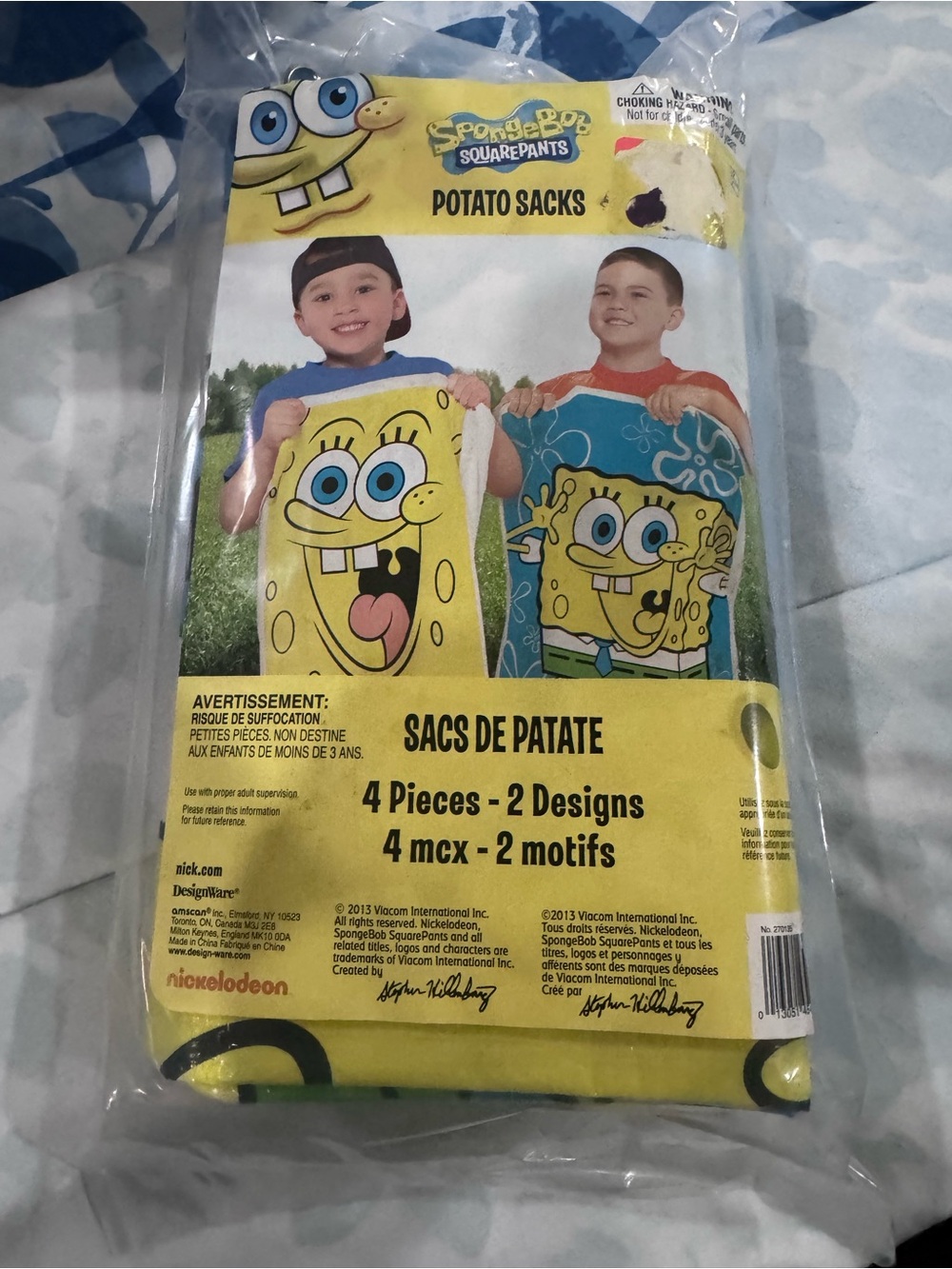 SpongeBob Squarepants Bright Yellow & Blue Potato Sack Party Set
